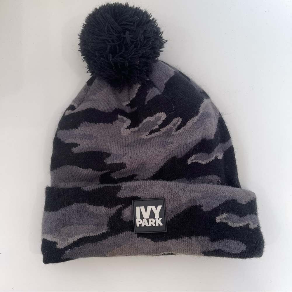 IVY PARK PURPLE CAMO BEANIE